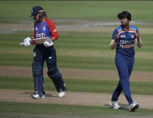 India Women claim close win, level T20I series Image