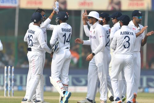 Axar takes five to put India back in control against New Zealand Image