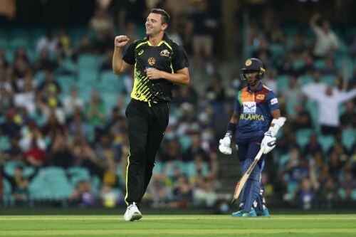 Australia thrash Sri Lanka by 10 wickets in 1st T20I Image