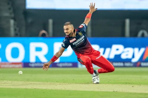  IPL 2022 Match 18, MI vs RCB: Rawat fifty guides Bangalore to seven-wicket win Image