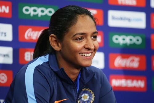 Harmanpreet Kaur to return to Melbourne Renegades for WBBL this season Image