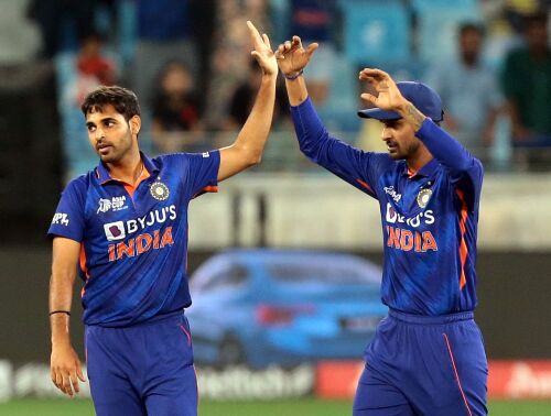 Asia Cup 2022: Bhuvneshwar Kumar becomes highest wicket-taker for India in T20Is Image