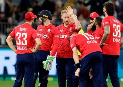 1st T20I: England beat Australia by 8 runs, break 11-year-old jinx Image