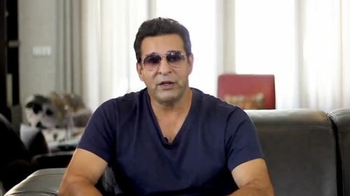 'Sultan of Swing' Wasim Akram to attend Lanka Premier League final Image