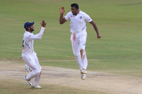 I learn from Ashwin when touring India: Lyon Image